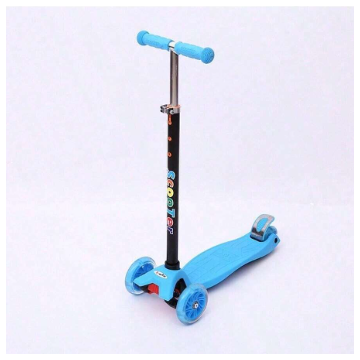 SCOOTER MONOPATÍN TRIPLE LED